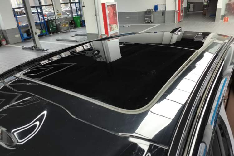Used Nio ES6 2024 75 kWh Roof