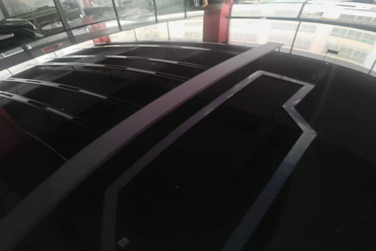 Used Nio ES6 2024 75 kWh Roof