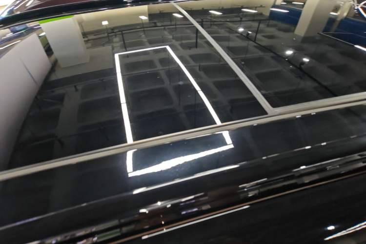 Used Nio ES6 2024 75 kWh Roof