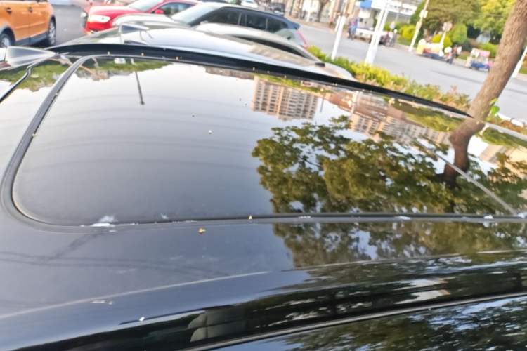 Used Nio ES6 2024 75 kWh Roof