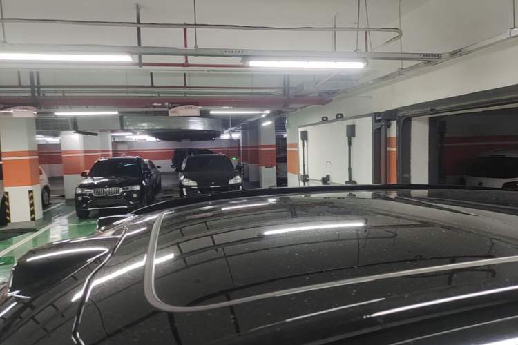 Used Nio ES6 2024 75 kWh Roof