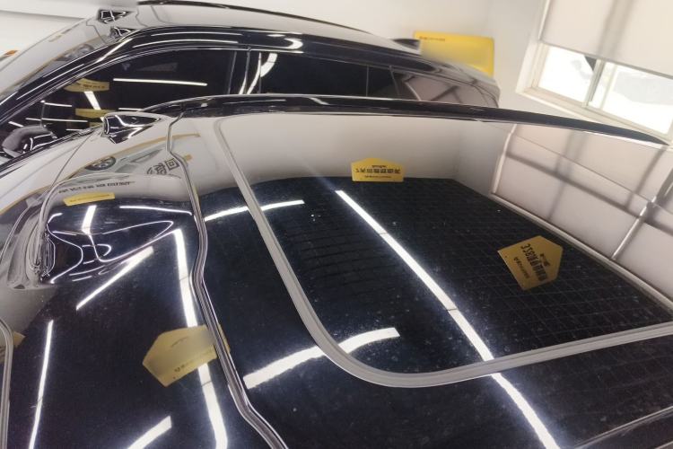 Used Nio ES6 2024 75 kWh Roof