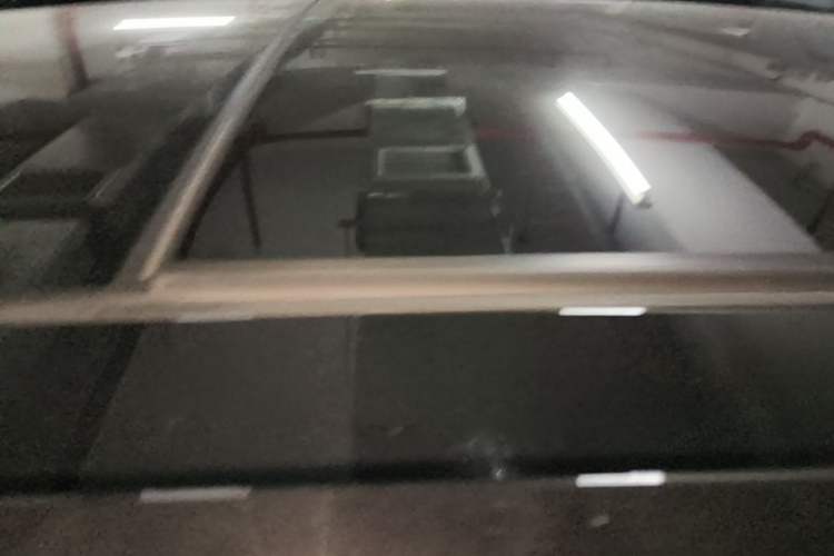 Used Nio ES6 2024 75 kWh Roof