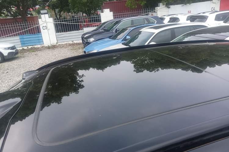Used Nio ES6 2024 75 kWh Roof