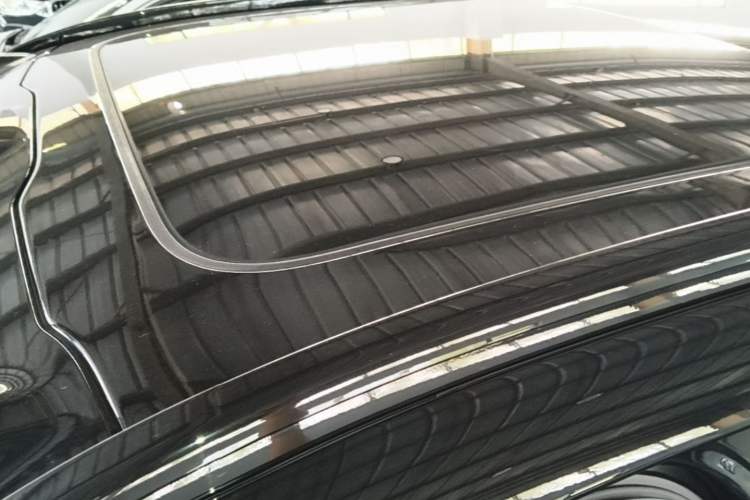 Used Nio ES6 2024 75 kWh Roof