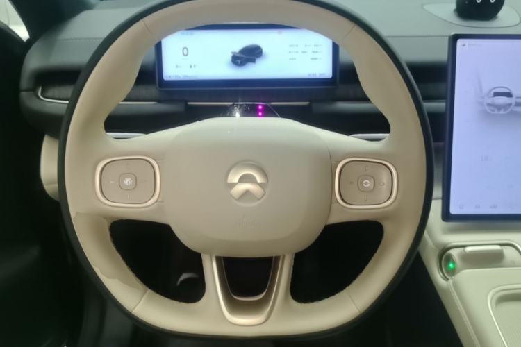 Used Nio ES6 2024 75 kWh Steering Wheel