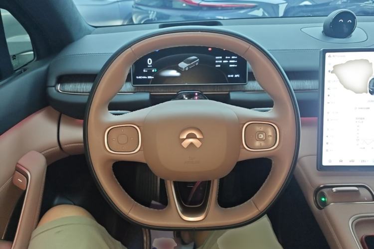 Used Nio ES6 2024 75 kWh Steering Wheel