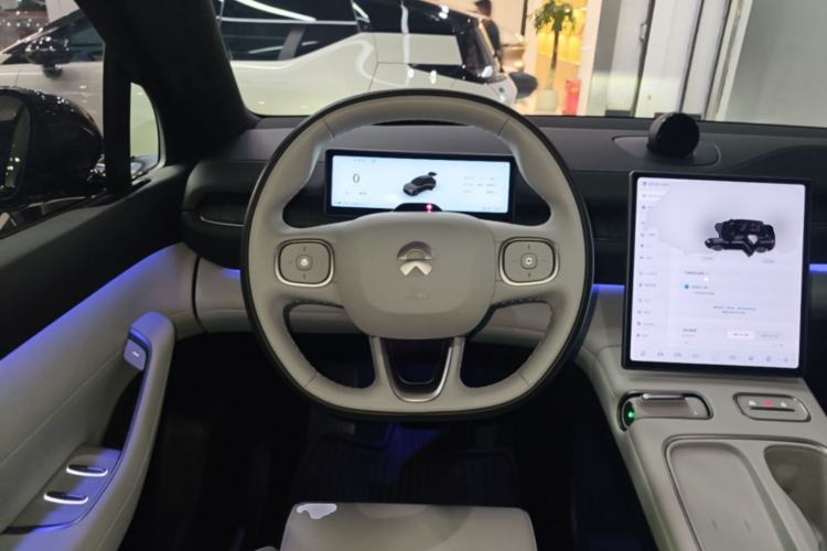 Used Nio ES6 2024 75 kWh Steering Wheel