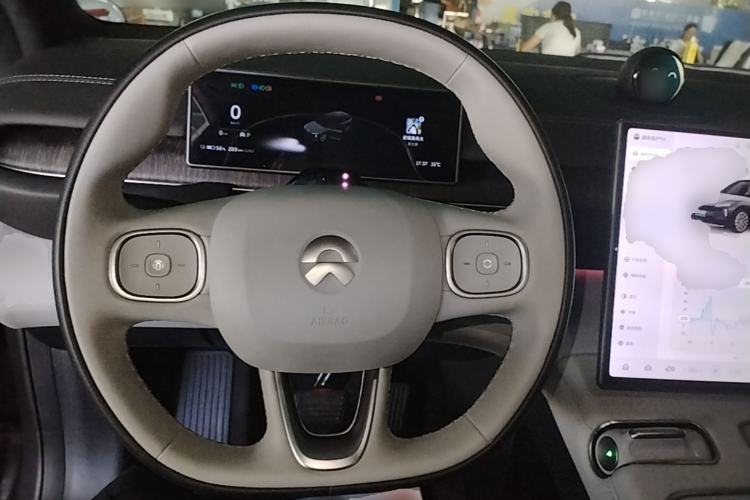 Used Nio ES6 2024 75 kWh Steering Wheel