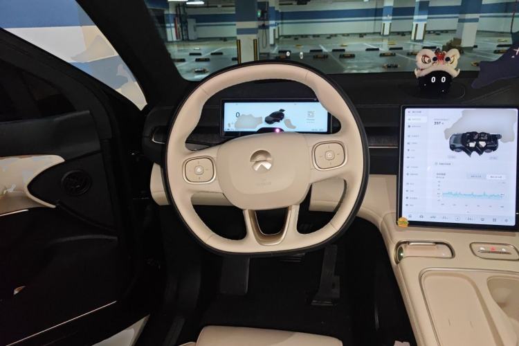 Used Nio ES6 2024 75 kWh Steering Wheel