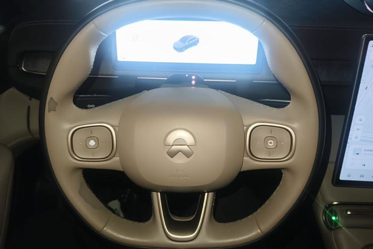 Used Nio ES6 2024 75 kWh Steering Wheel