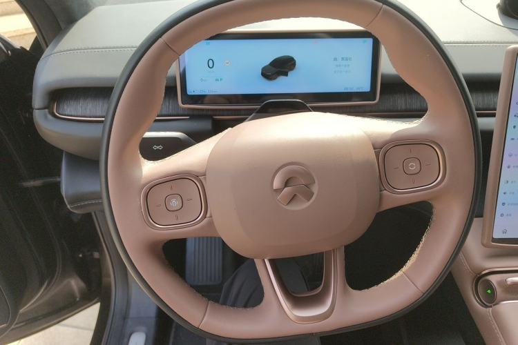 Used Nio ES6 2024 75 kWh Steering Wheel