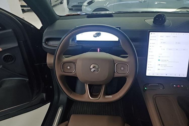 Used Nio ES6 2024 75 kWh Steering Wheel