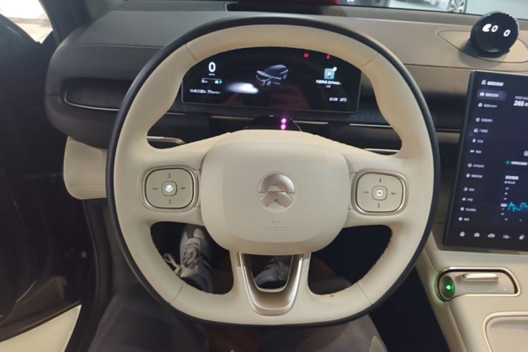 Used Nio ES6 2024 75 kWh Steering Wheel