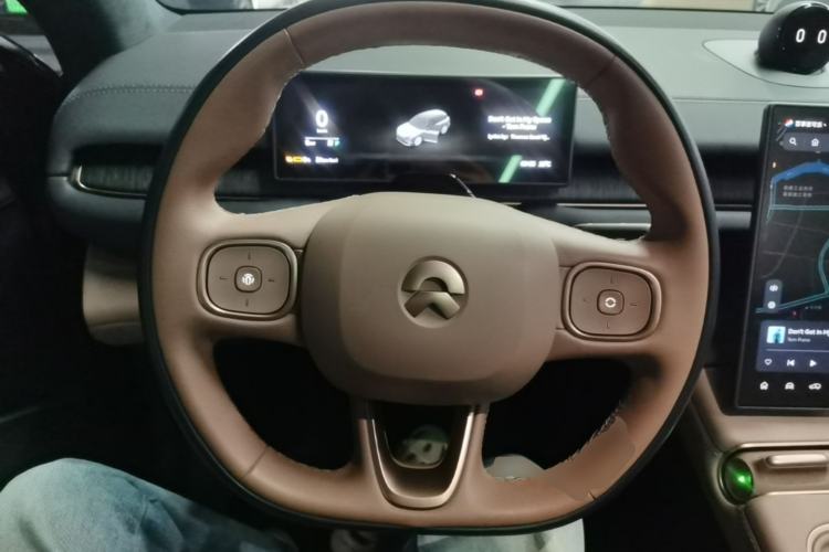 Used Nio ES6 2024 75 kWh Steering Wheel