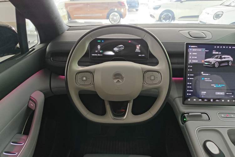 Used Nio ES6 2024 75 kWh Steering Wheel