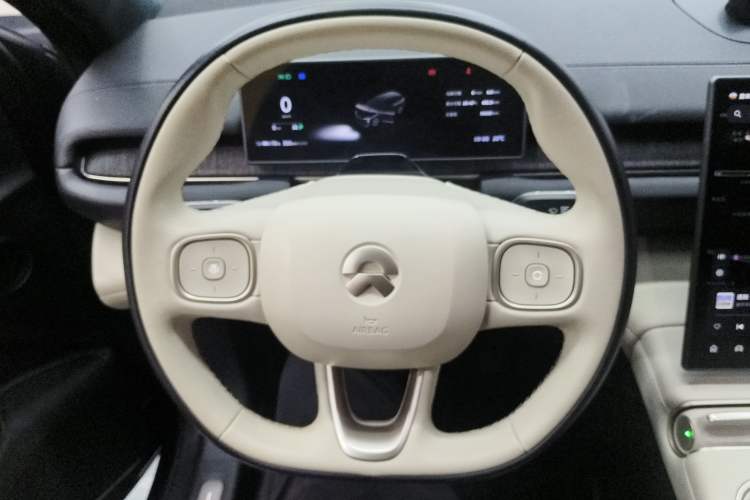 Used Nio ES6 2024 75 kWh Steering Wheel
