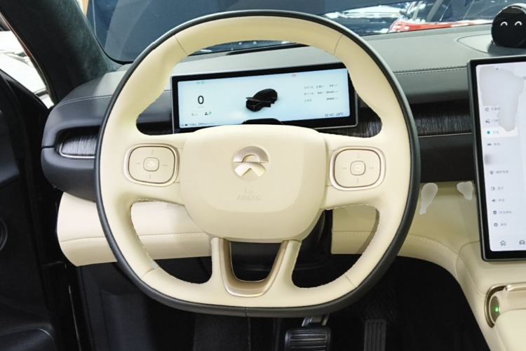 Used Nio ES6 2024 75 kWh Steering Wheel