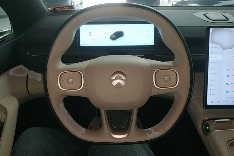 Used Nio ES6 2024 75 kWh Steering Wheel