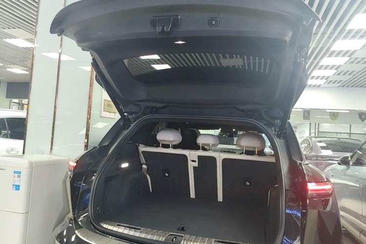 Used Nio ES6 2024 75 kWh Trunk