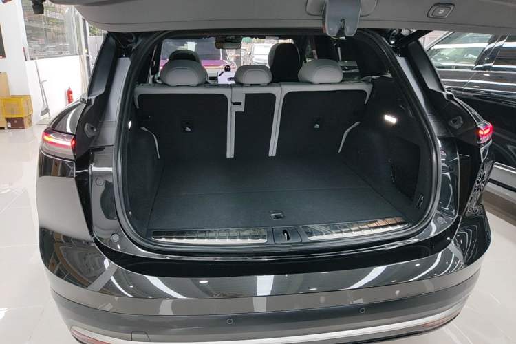 Used Nio ES6 2024 75 kWh Trunk
