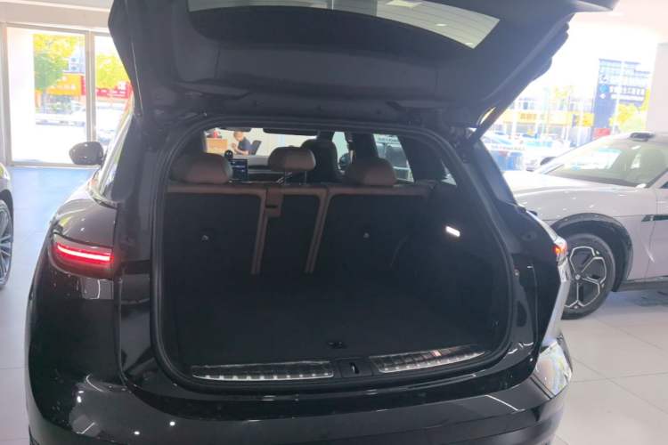 Used Nio ES6 2024 75 kWh Trunk
