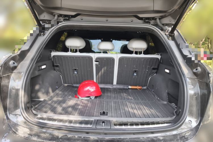 Used Nio ES6 2024 75 kWh Trunk