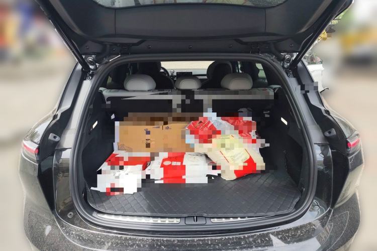 Used Nio ES6 2024 75 kWh Trunk
