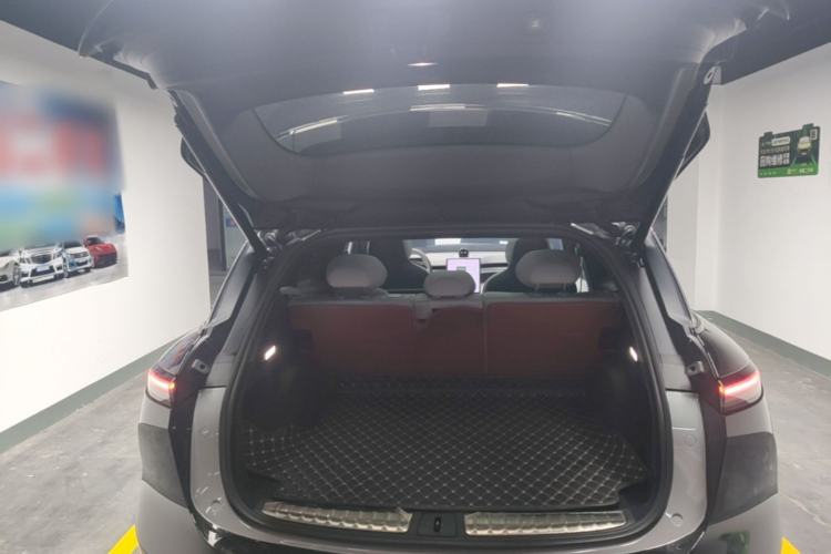 Used Nio ES6 2024 75 kWh Trunk