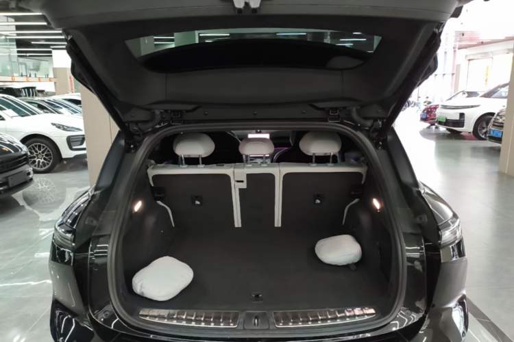 Used Nio ES6 2024 75 kWh Trunk