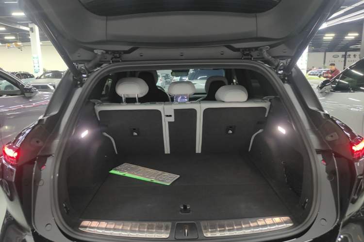 Used Nio ES6 2024 75 kWh Trunk