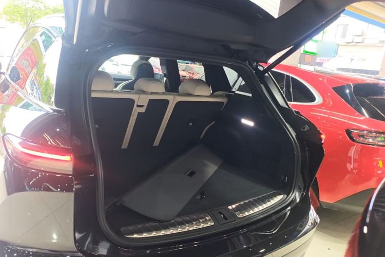 Used Nio ES6 2024 75 kWh Trunk