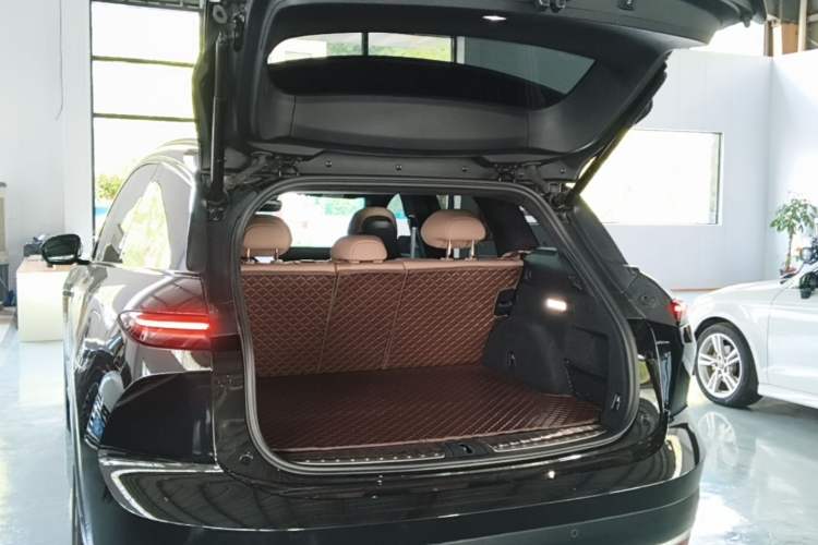 Used Nio ES6 2024 75 kWh Trunk