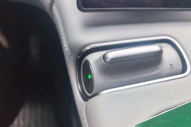 Used Nio ES6 2024 75 kWh Vehicle Key