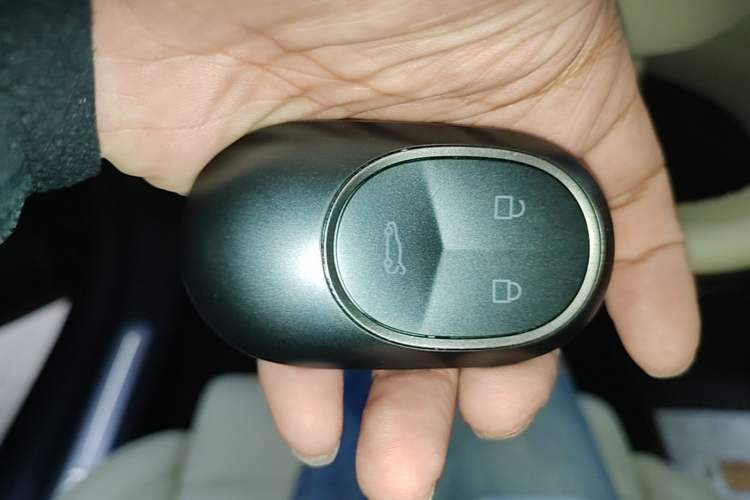 Used Nio ES6 2024 75 kWh Vehicle Key