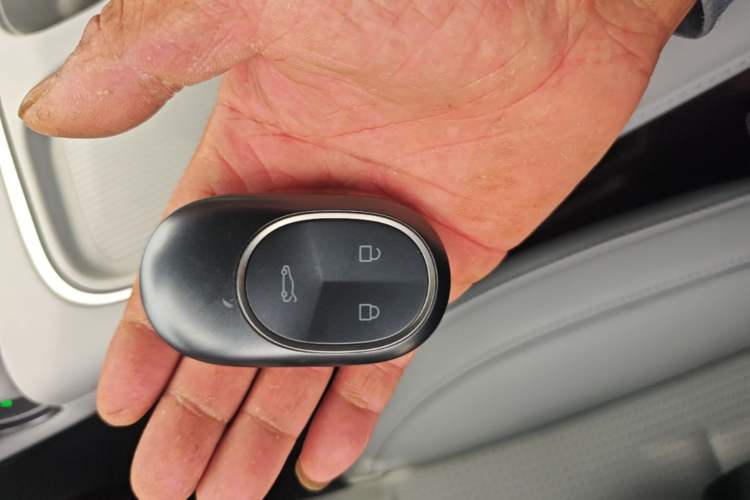 Used Nio ES6 2024 75 kWh Vehicle Key