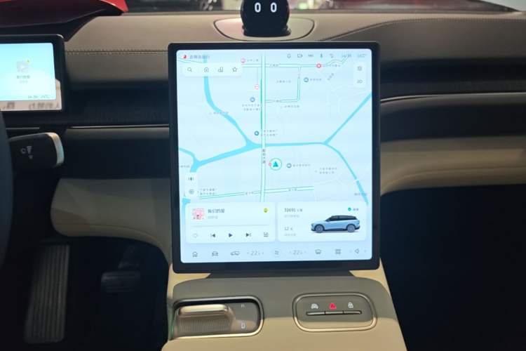 Used Nio ES6 2024 75 kWh Audio And AC Panel