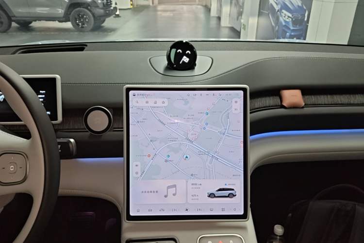 Used Nio ES6 2024 75 kWh Audio And AC Panel