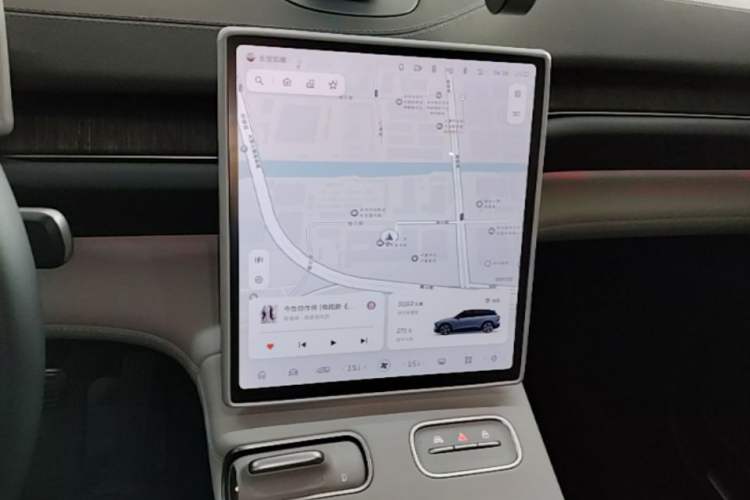 Used Nio ES6 2024 75 kWh Audio And AC Panel