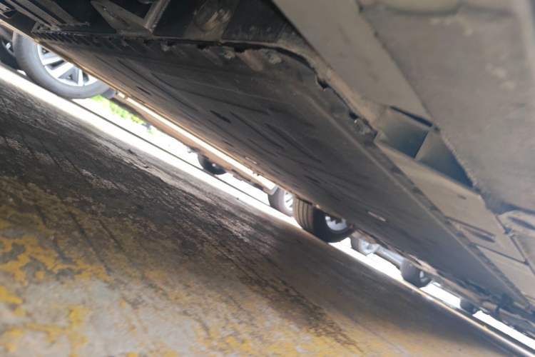 Used Nio ES6 2024 75 kWh Chassis Rear Right