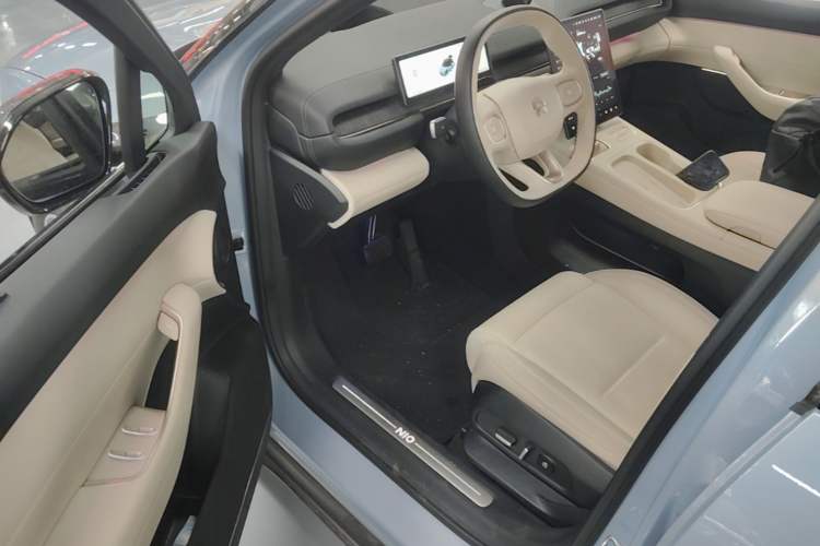 Used Nio ES6 2024 75 kWh Driver Seat