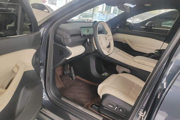 Used Nio ES6 2024 75 kWh Driver Seat