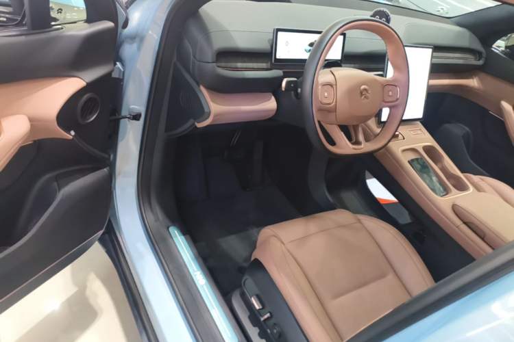 Used Nio ES6 2024 75 kWh Driver Seat