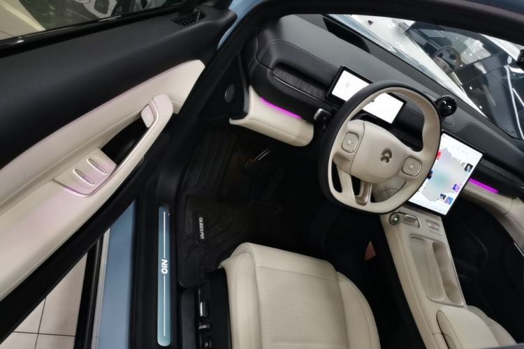 Used Nio ES6 2024 75 kWh Driver Seat