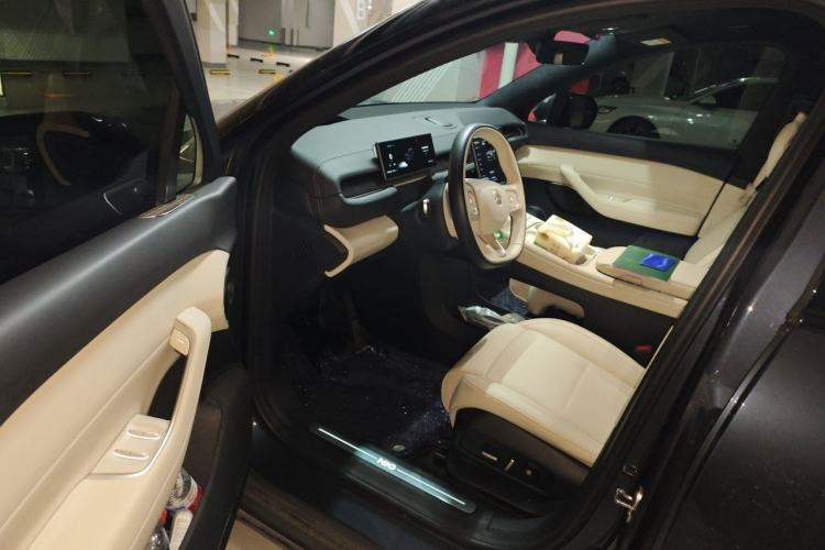 Used Nio ES6 2024 75 kWh Driver Seat