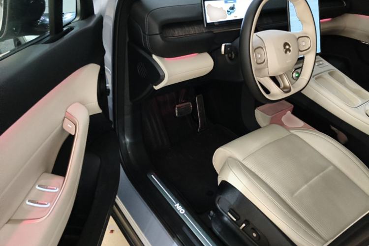 Used Nio ES6 2024 75 kWh Driver Seat