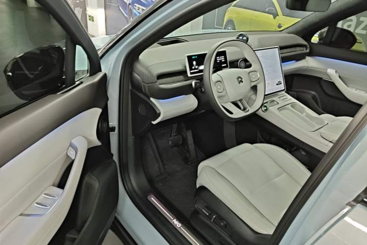Used Nio ES6 2024 75 kWh Driver Seat