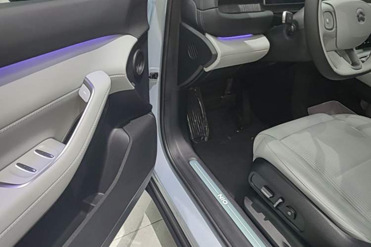 Used Nio ES6 2024 75 kWh Driver Seat