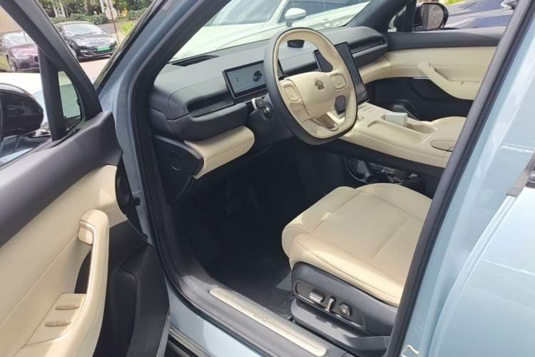 Used Nio ES6 2024 75 kWh Driver Seat