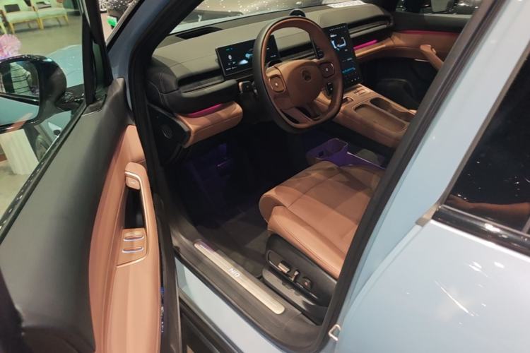 Used Nio ES6 2024 75 kWh Driver Seat